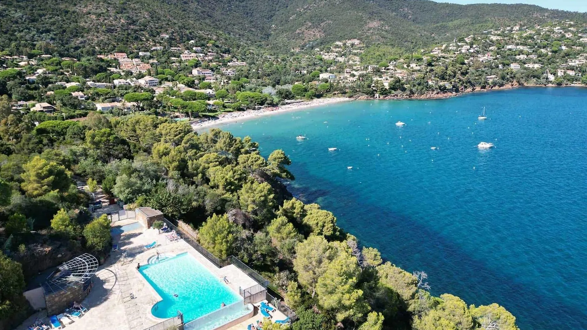 T2 With Sea View - Domaine De La Pinede - Heated Pool Apartment Le Lavandou